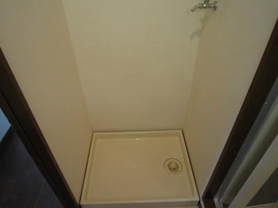 Washroom. ☆ Washing machine in the room ☆