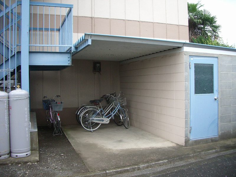 Parking lot