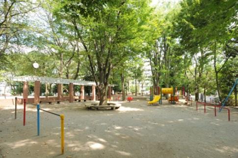 park. 500m Kitano park to the park