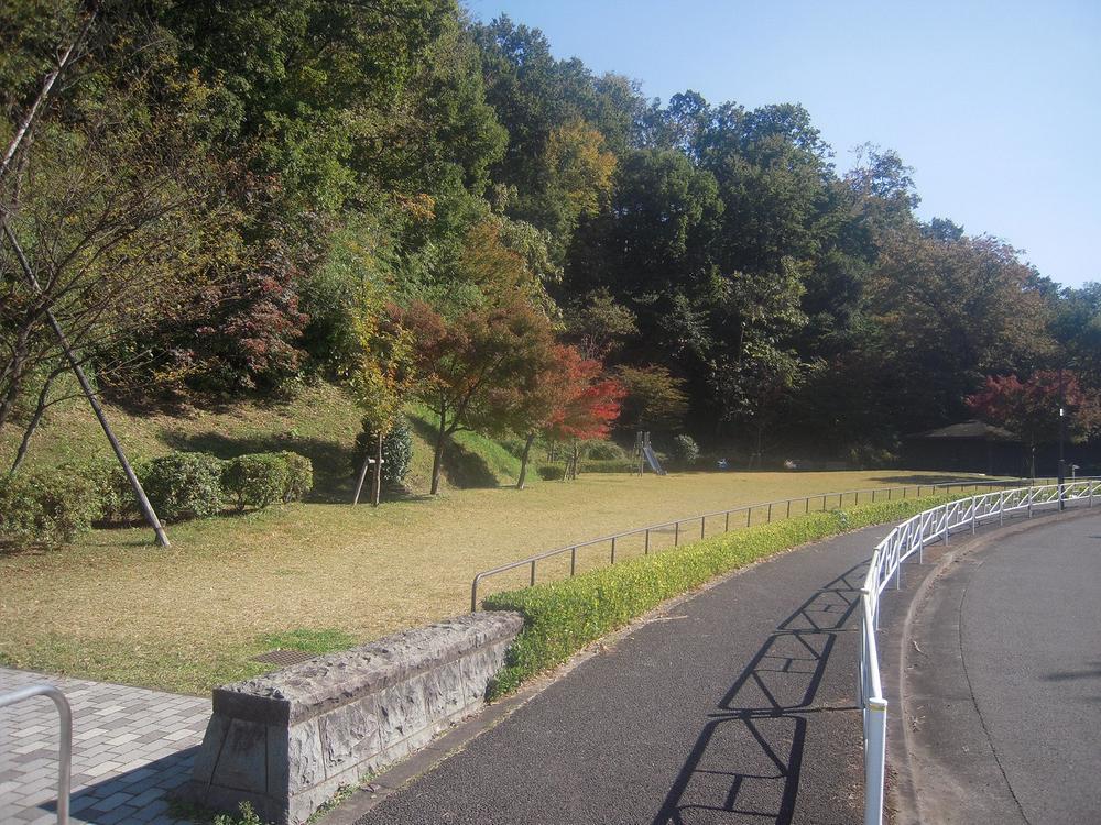 park. 10m to Utsunuki park