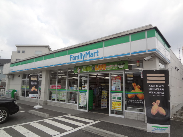 Convenience store. FamilyMart Japan Cultural large entrance shop until the (convenience store) 313m