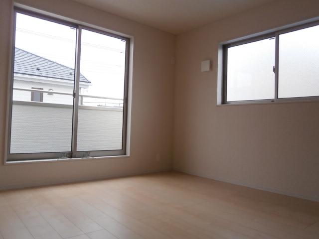 Non-living room. Building 2 Second floor Western-style all Shitsuminami direction