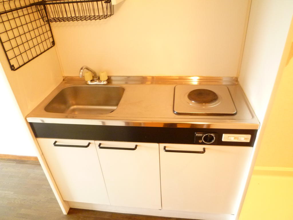 Kitchen. ☆ Electric stove bite ☆