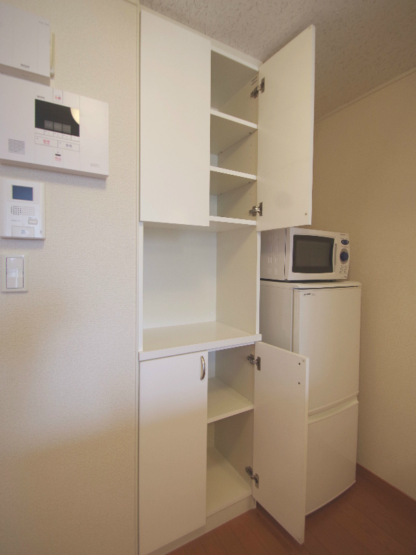 Other Equipment. refrigerator ・ microwave ・ It Yes and equipped from the beginning is the cupboard!