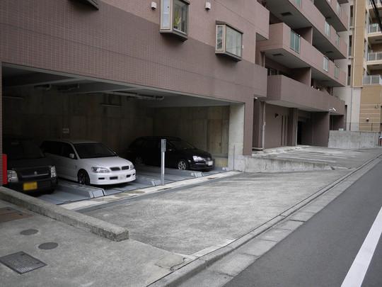 Parking lot