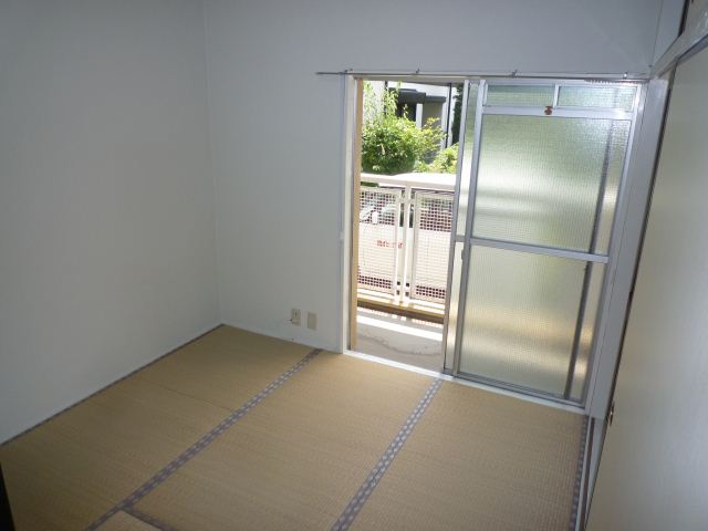 Living and room. Japanese-style room 4.5 Pledge