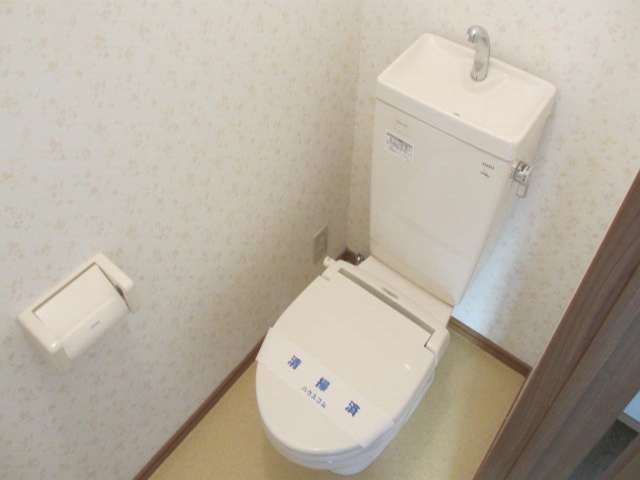 Toilet. bath ・ Toilet is divided respectively