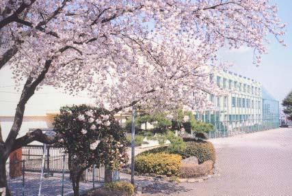 Junior high school. 665m to Hachioji Municipal sixth junior high school