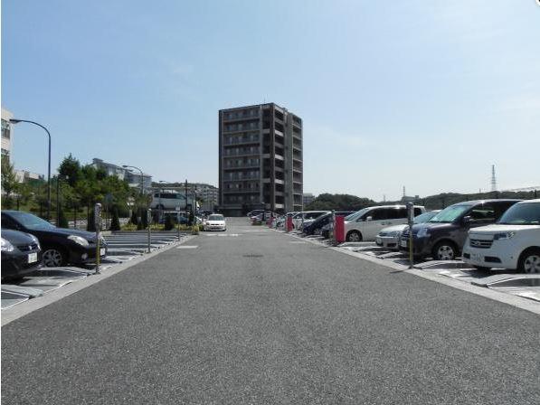 Parking lot