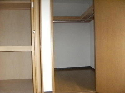 Other Equipment. 6.8 tatami room storage 1