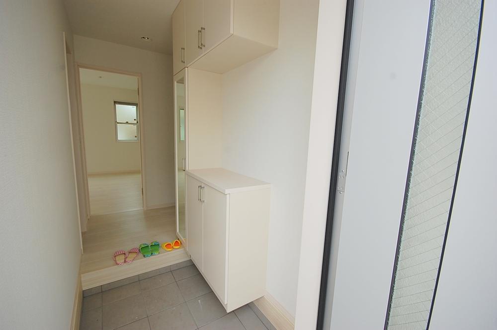 Same specifications photos (Other introspection). The company construction cases