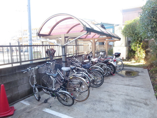 Other common areas. Covered Bike storage