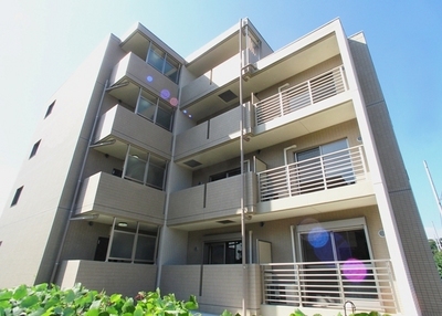 Building appearance. For more information to the Town housing TEL042-775-6400