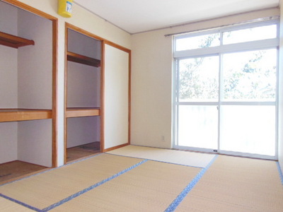 Living and room.  ☆ Japanese-style room 6 quires ☆