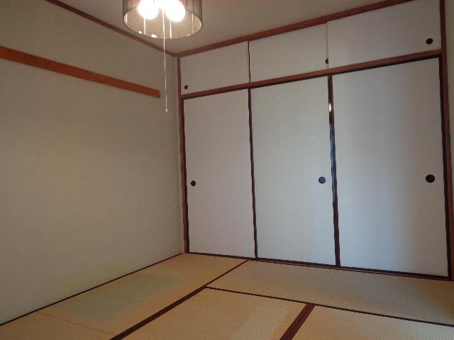 Non-living room. Japanese-style room 2 rooms