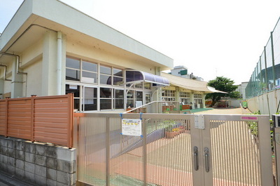 kindergarten ・ Nursery. Static teaching nursery school (kindergarten ・ 39m to the nursery)