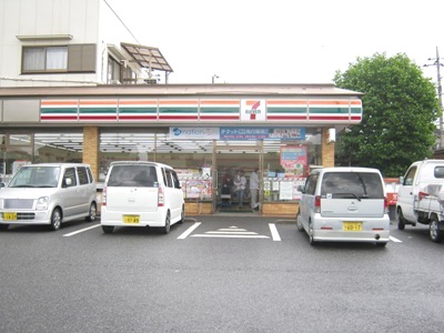 Convenience store. 2300m to Seven-Eleven (convenience store)