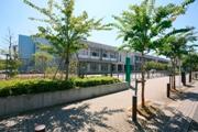 Primary school. 430m Up to seven countries elementary school