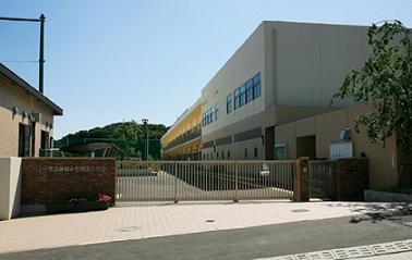 Primary school. Minamino Kimita until elementary school 1200m