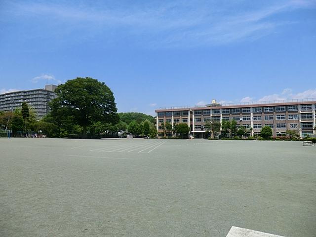 Primary school. 420m to Hachioji Municipal Kamiichibukata Elementary School