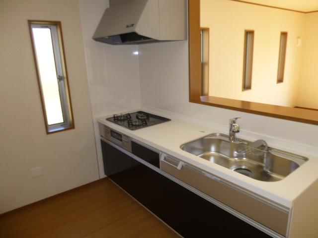 Kitchen. 5 Building