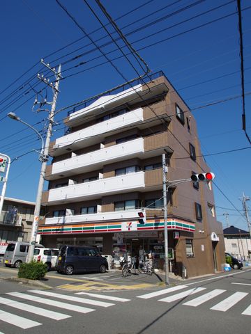 Convenience store. Seven-Eleven Hachioji Motohongo the town store (convenience store) to 511m