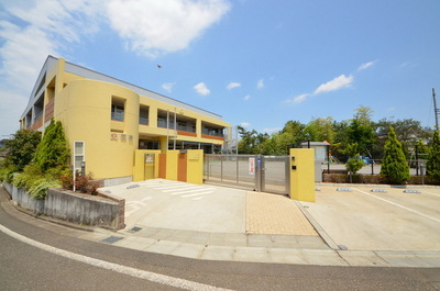 kindergarten ・ Nursery. Hinata nursery school (kindergarten ・ 1010m to the nursery)