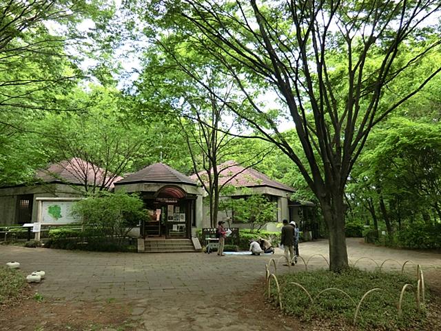 park. 1010m to Komiya Park