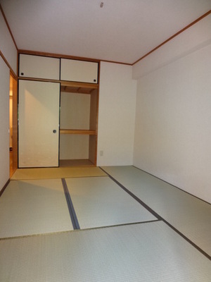 Other. Japanese-style room 6 quires