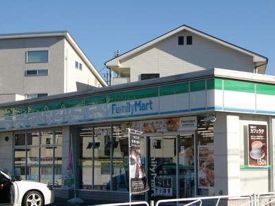 Convenience store. 60m to Family Mart (convenience store)