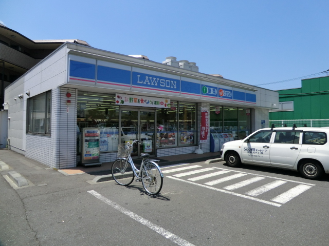 Convenience store. Lawson Mejirodai Green Hill through store up (convenience store) 309m