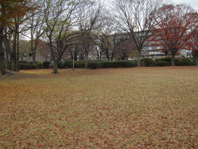 park. 545m until Nakata Archeological Park