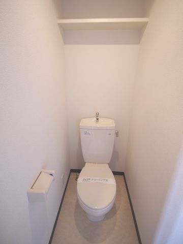 Toilet. Is a floor plan of the room with different same building (image)