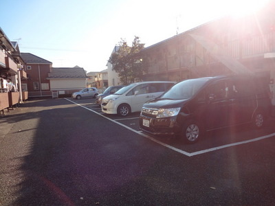 Parking lot.  ☆ Parking is widely easy to park ☆