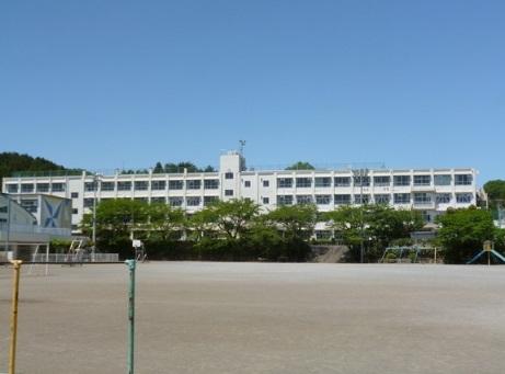 Primary school. Yunoki 180m Yunoki central elementary school to middle elementary school