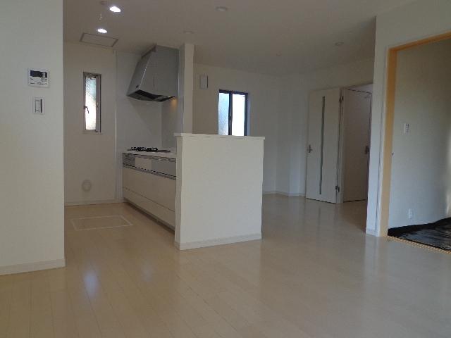 Living. Building 2