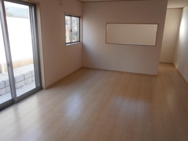 Living. 1 Building
