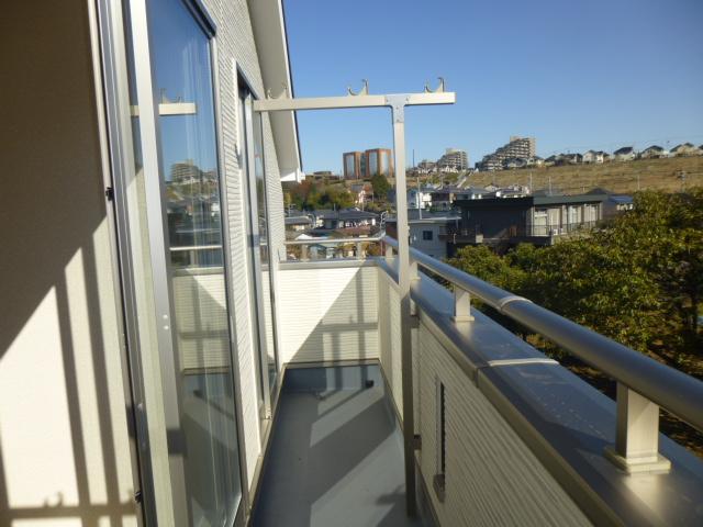 Balcony. 4 Building