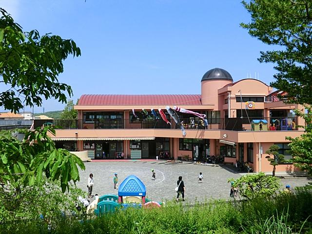 kindergarten ・ Nursery. Megumi 2300m to the second nursery