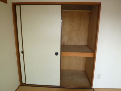 Receipt.  ☆ Closet The Japanese type of storage available ☆