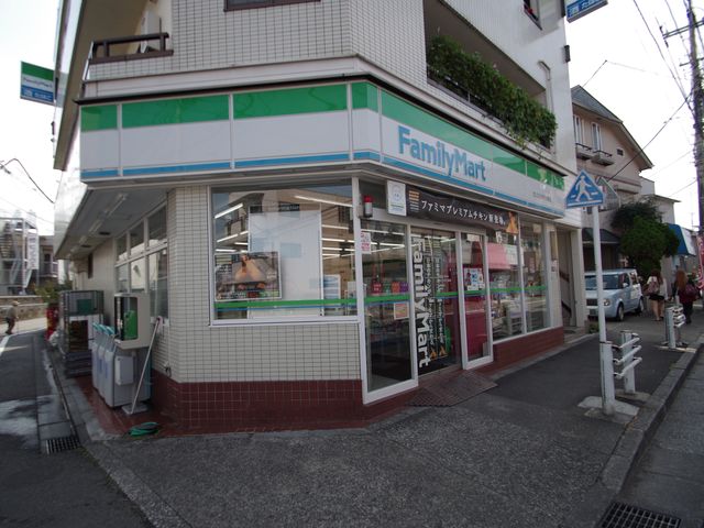 Convenience store. 481m to Family Mart (convenience store)