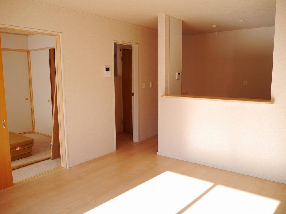 Living. All room pair glass