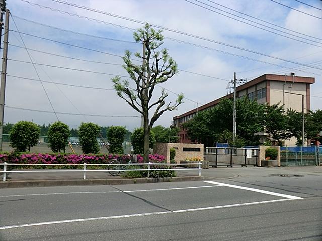 Junior high school. 1950m to Hachioji Municipal Narahara junior high school