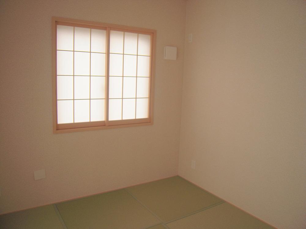 Non-living room. Japanese-style room 5 Pledge