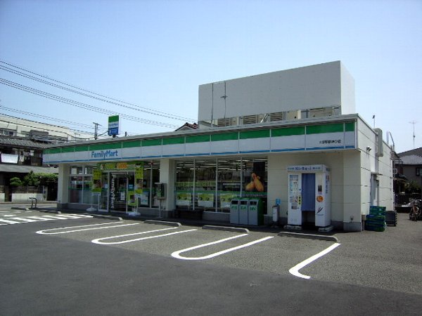 Convenience store. 249m to Family Mart (convenience store)