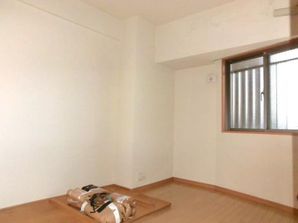 Non-living room