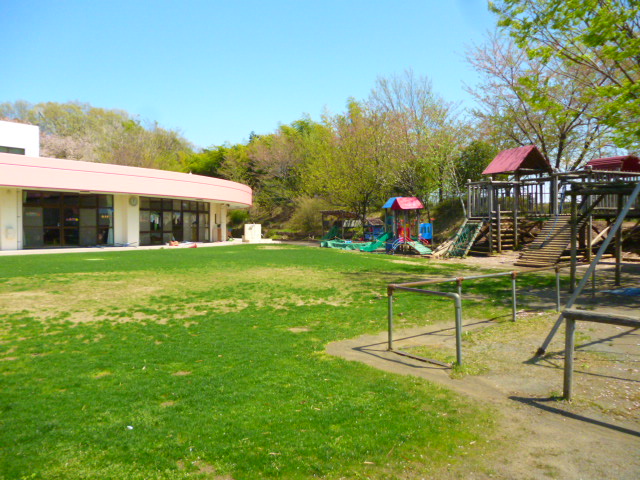 kindergarten ・ Nursery. This look at nursery school (kindergarten ・ 312m to the nursery)