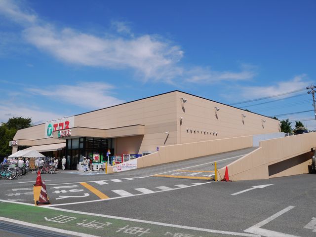 Supermarket. Ecos Kawaguchi store up to (super) 1582m