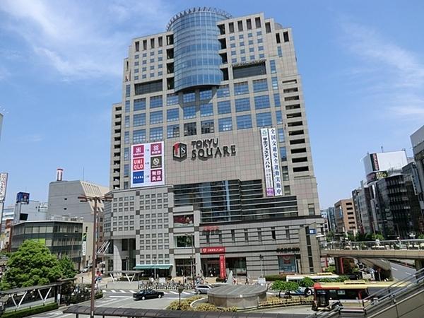 Shopping centre. 1100m to Hachioji Tokyu Square