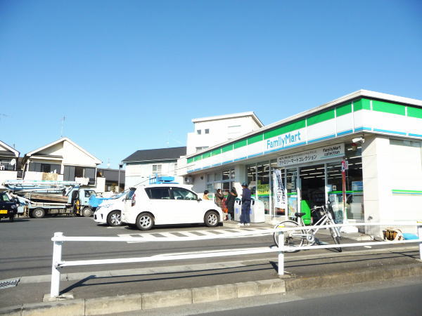 Convenience store. FamilyMart Japan Cultural large entrance shop until the (convenience store) 576m